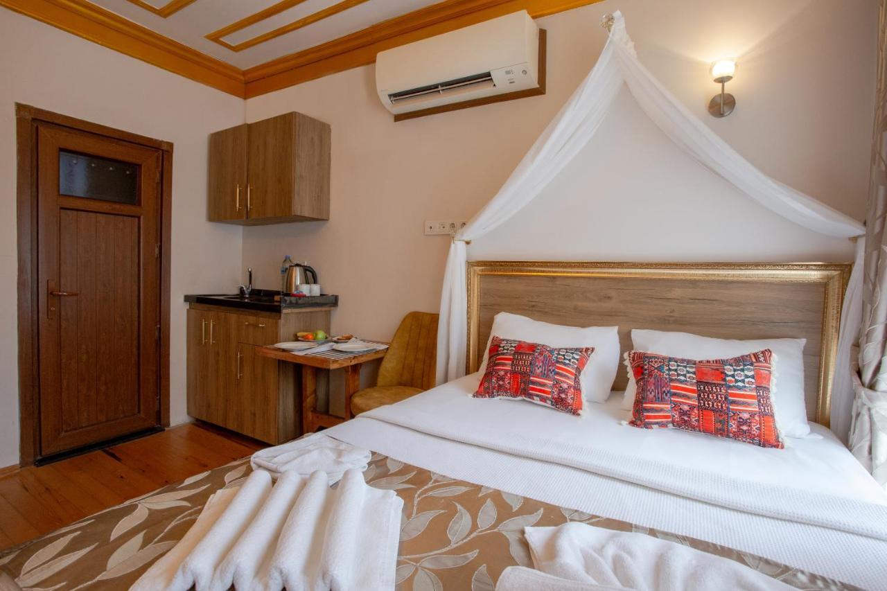 April Hotel اسطنبول المظهر الخارجي الصورة