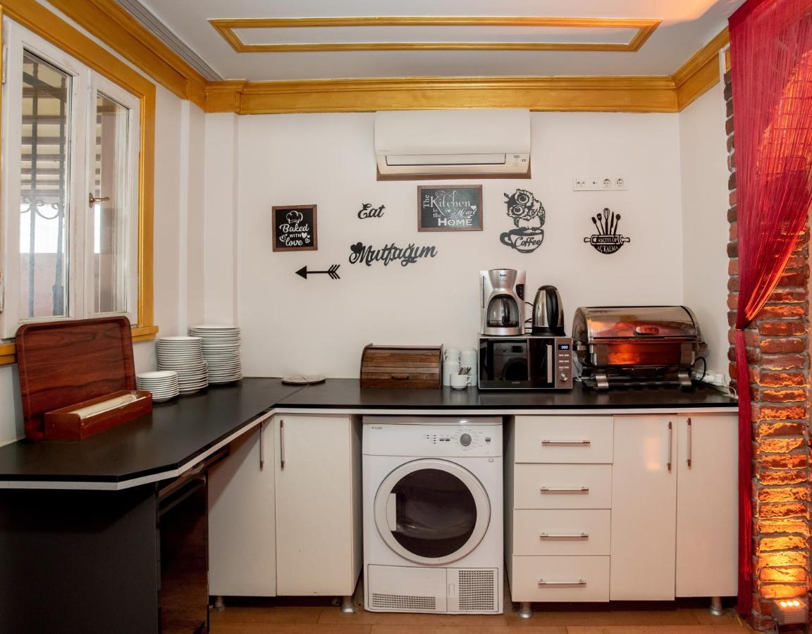April Hotel اسطنبول المظهر الخارجي الصورة