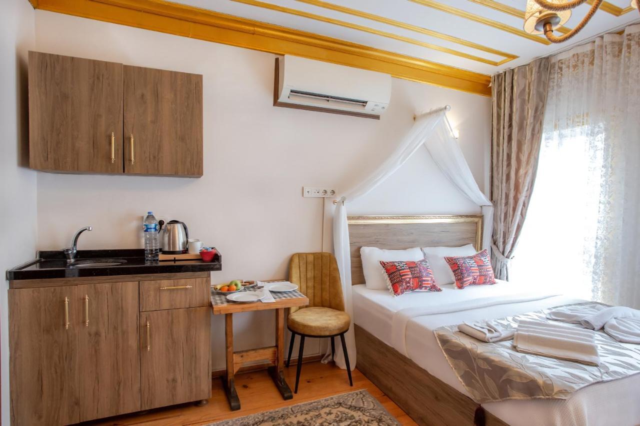 April Hotel اسطنبول المظهر الخارجي الصورة