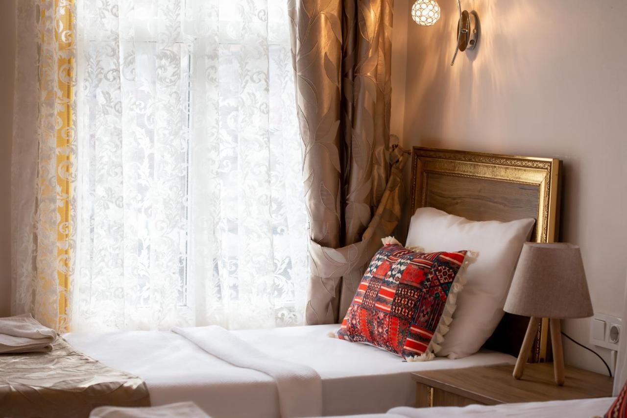 April Hotel اسطنبول المظهر الخارجي الصورة