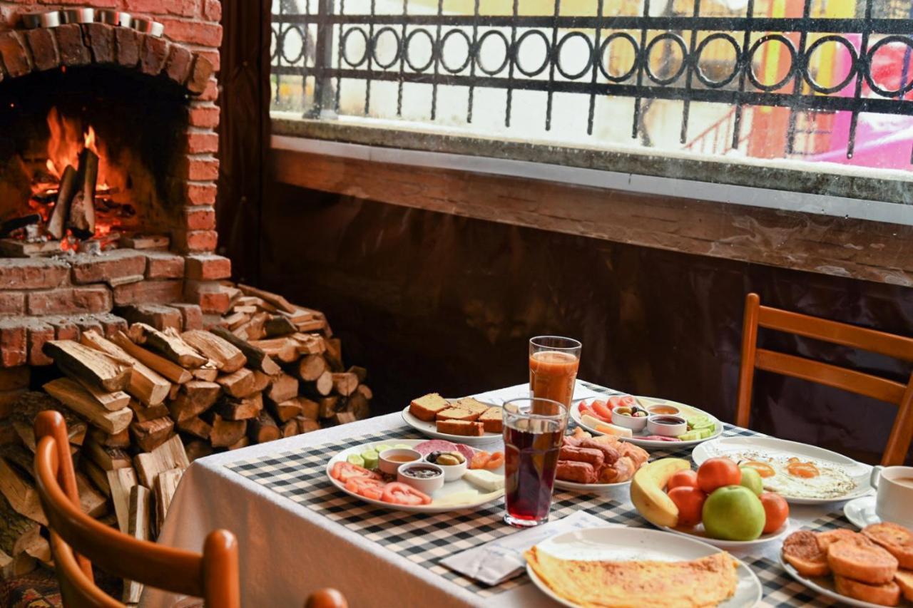 April Hotel اسطنبول المظهر الخارجي الصورة