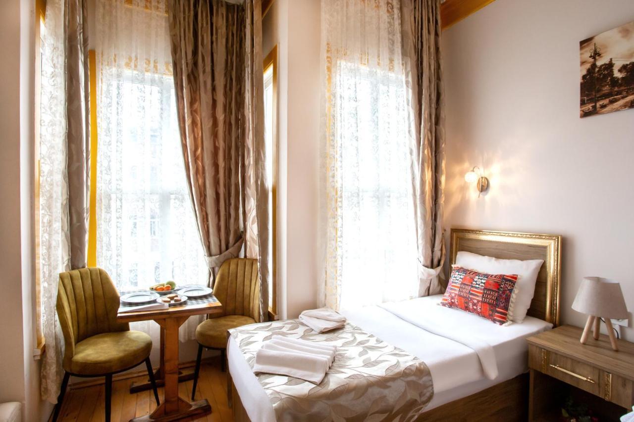 April Hotel اسطنبول المظهر الخارجي الصورة