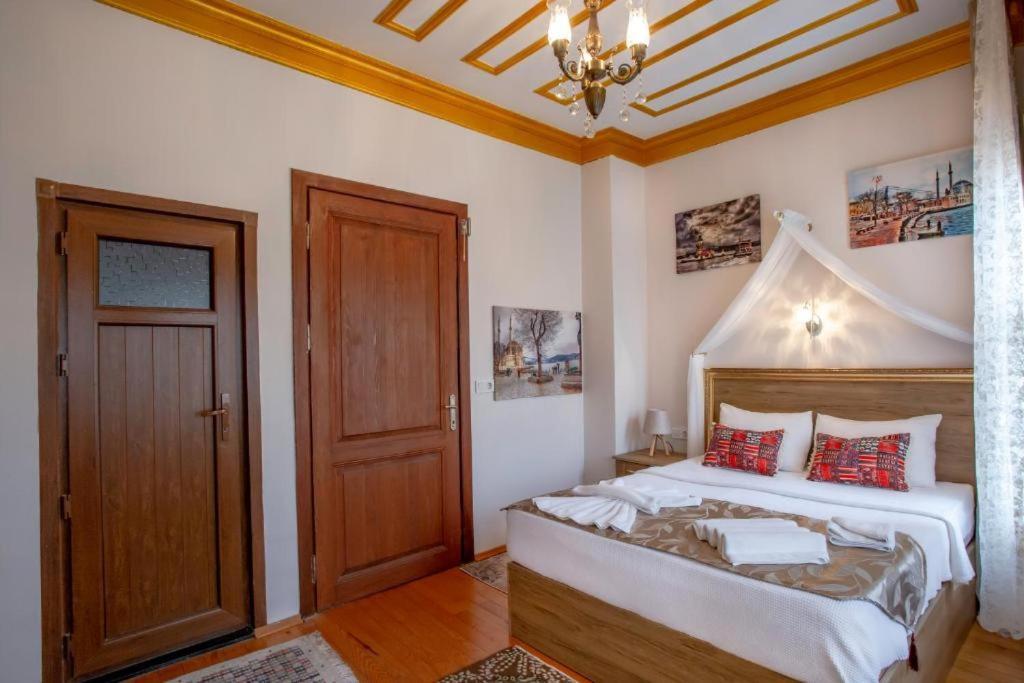 April Hotel اسطنبول المظهر الخارجي الصورة