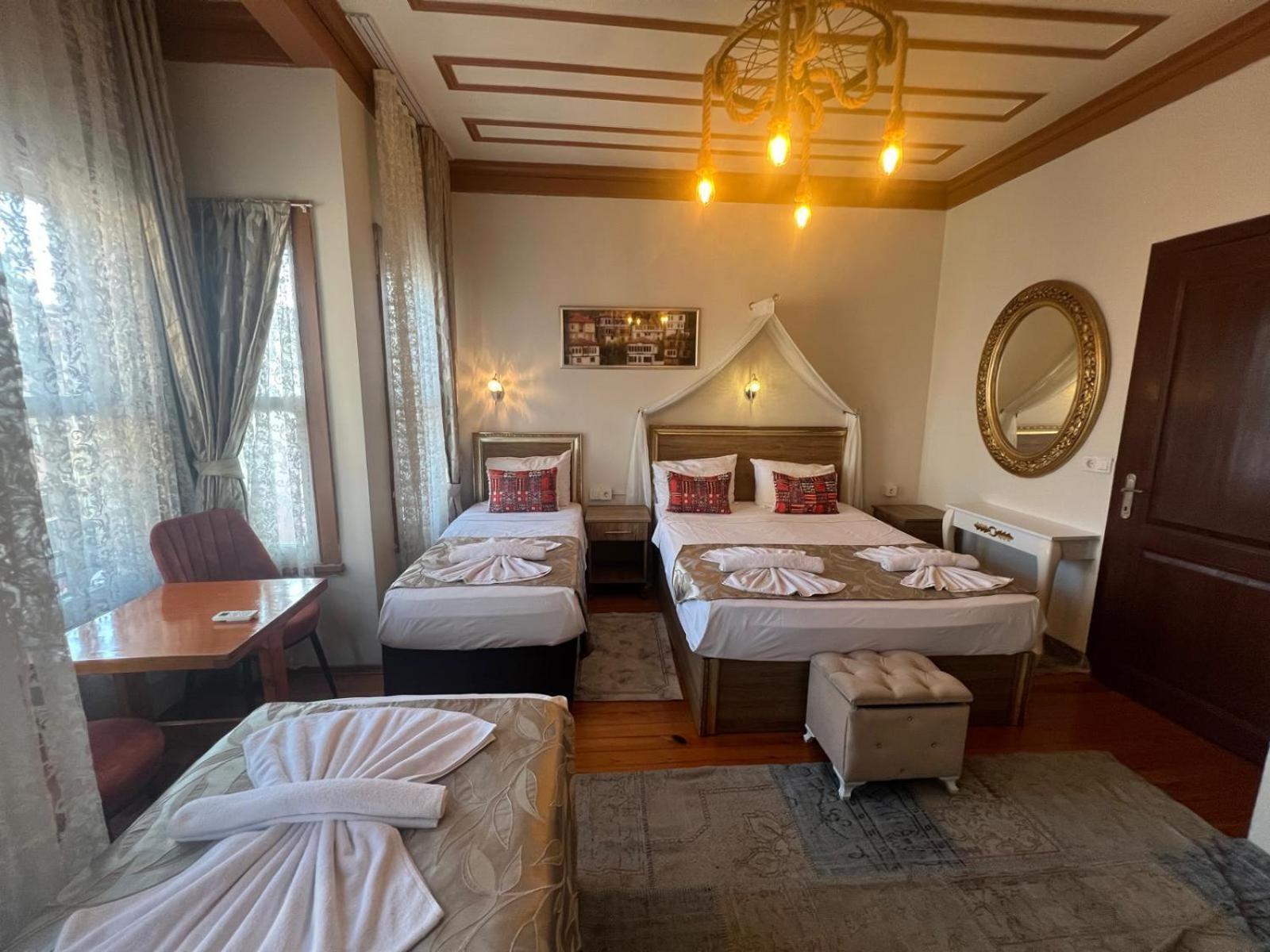 April Hotel اسطنبول المظهر الخارجي الصورة
