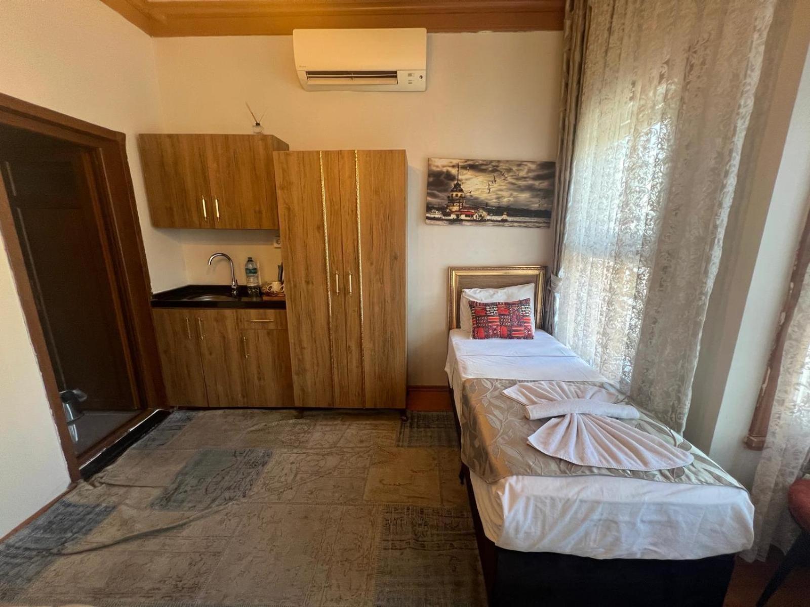 April Hotel اسطنبول المظهر الخارجي الصورة